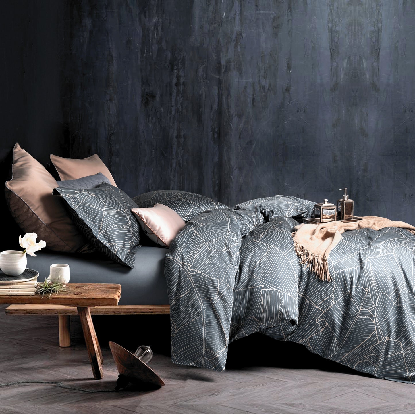 Eikei Minimalist Chic Botanical Design