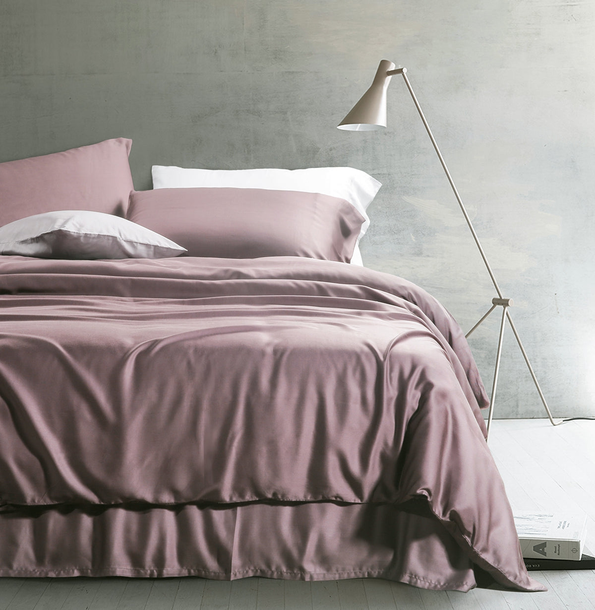 Solid Color Egyptian Cotton Luxury Bedding Set 400TC Long Staple Pima Sateen Weave in Twilight Mauve