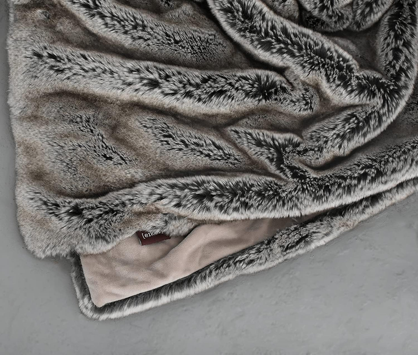 Luxury Oversized Faux Fur Throw Blanket Timberwolf