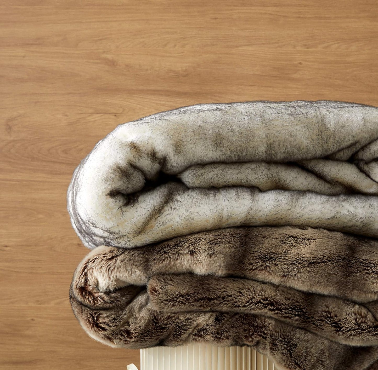 Reversible Chinchilla Faux Fur Throw Blanket Mocha Tan
