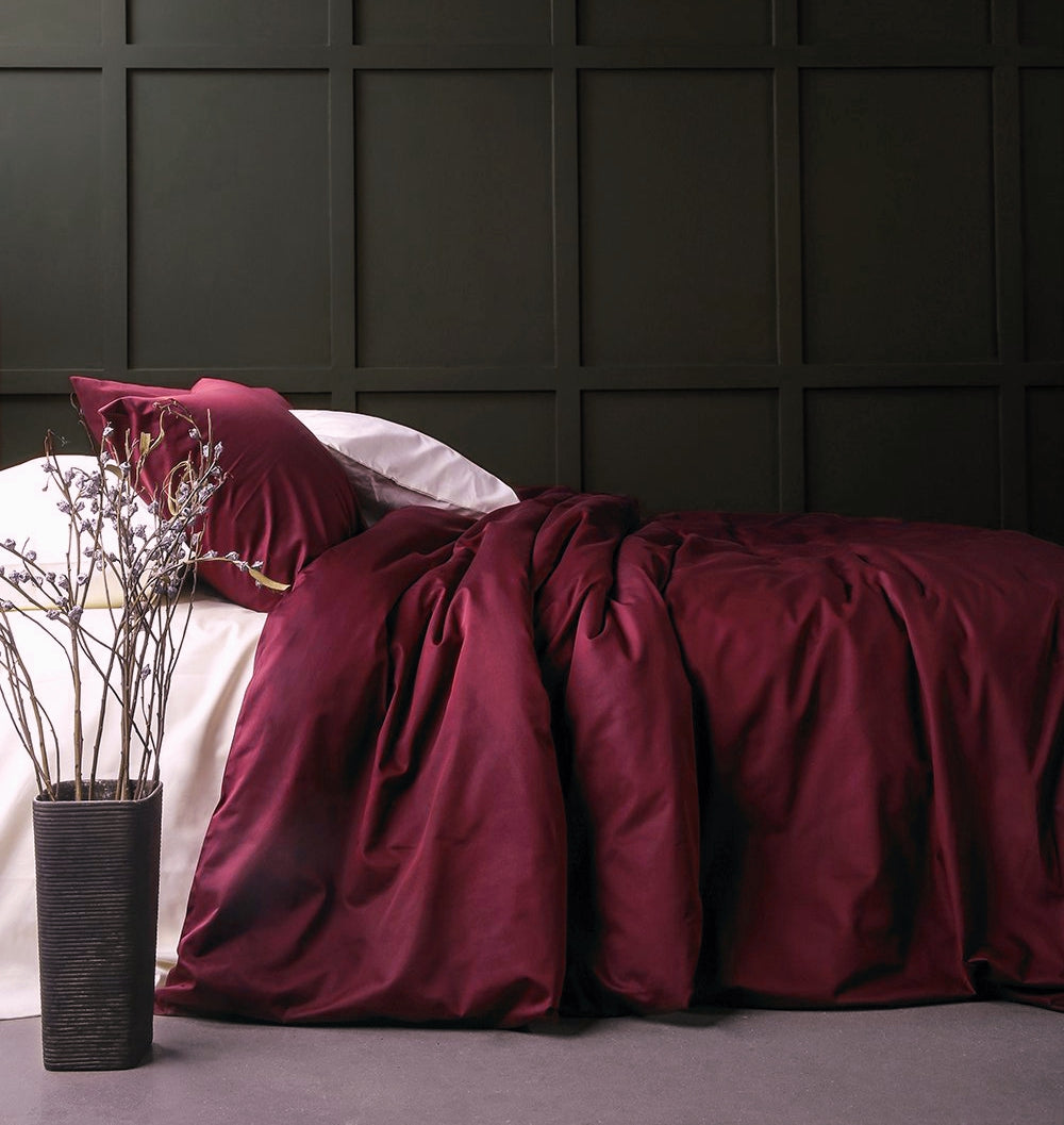 Solid Color Egyptian Cotton Luxury Bedding Set 400TC Long Staple Pima Sateen Weave in Burgundy