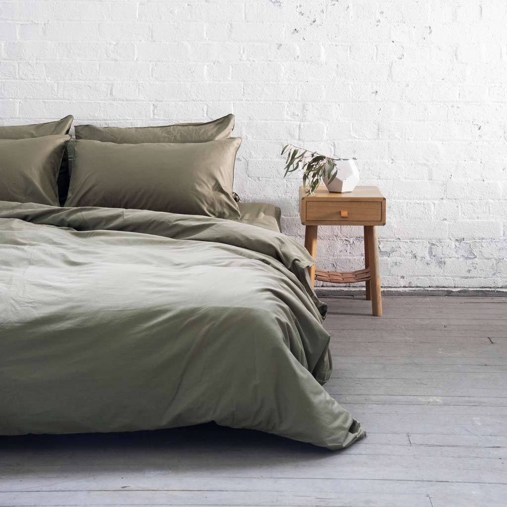 Solid Color Egyptian Cotton Luxury Bedding Set 400TC Long Staple Pima Sateen Weave in Olive