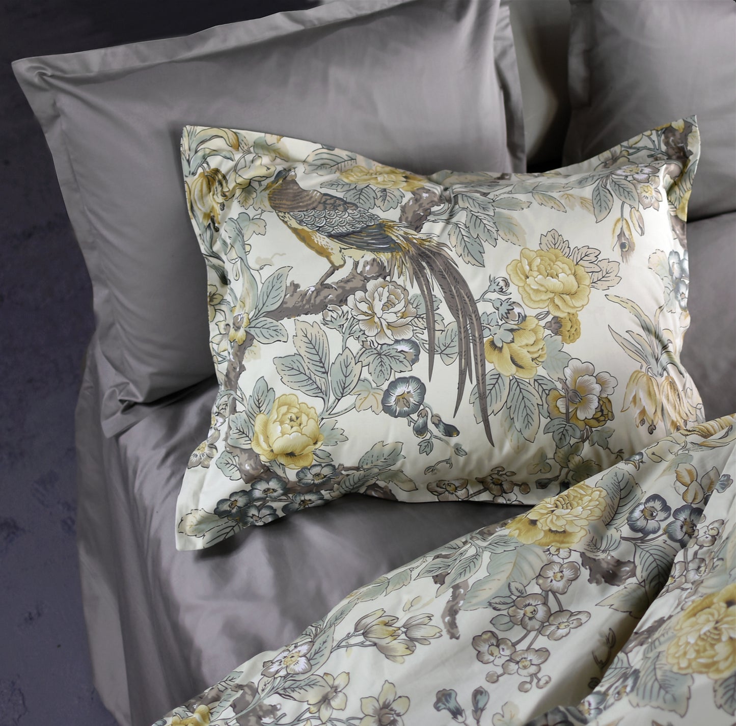 Solid Color Egyptian Cotton Luxury Bedding Set 400TC Long Staple Pima Sateen Weave in Taupe