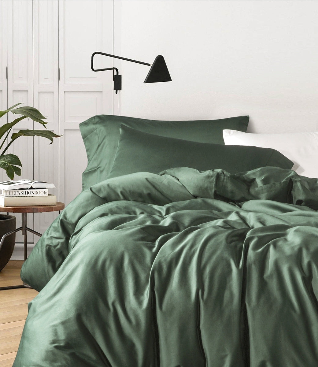Eikei Egyptian Cotton Luxury Bedding Set in Woodland Green