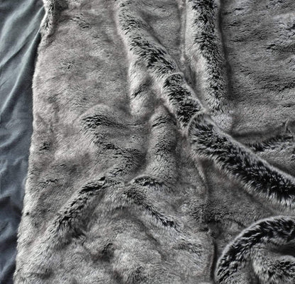 Eikei Luxury Faux Fur Throw Blanket Super Soft Oversized Grey Frost