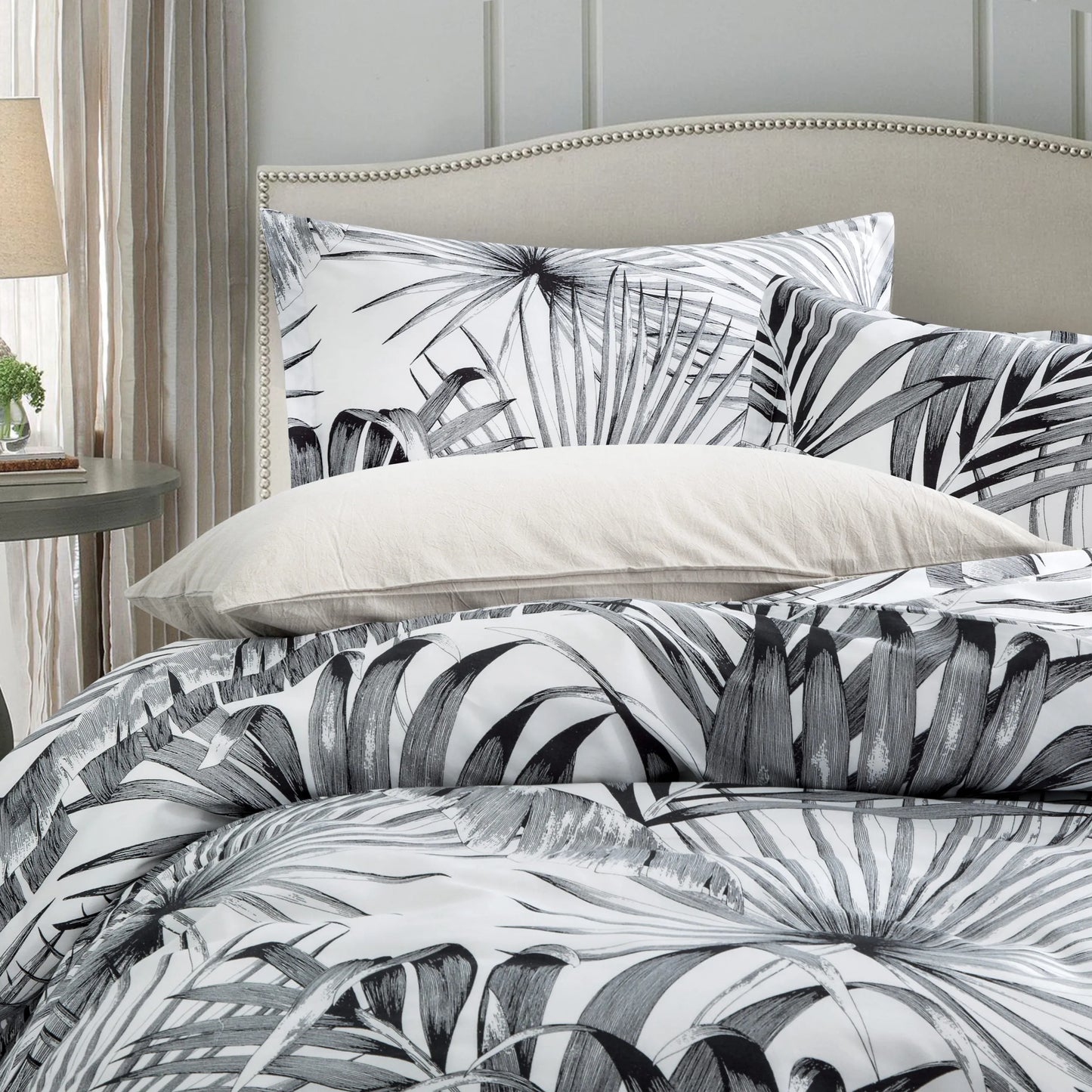 Vintage Retro Mod Mid Century Modern Tropical Print Duvet Cover Set Palm Leaves Black and White